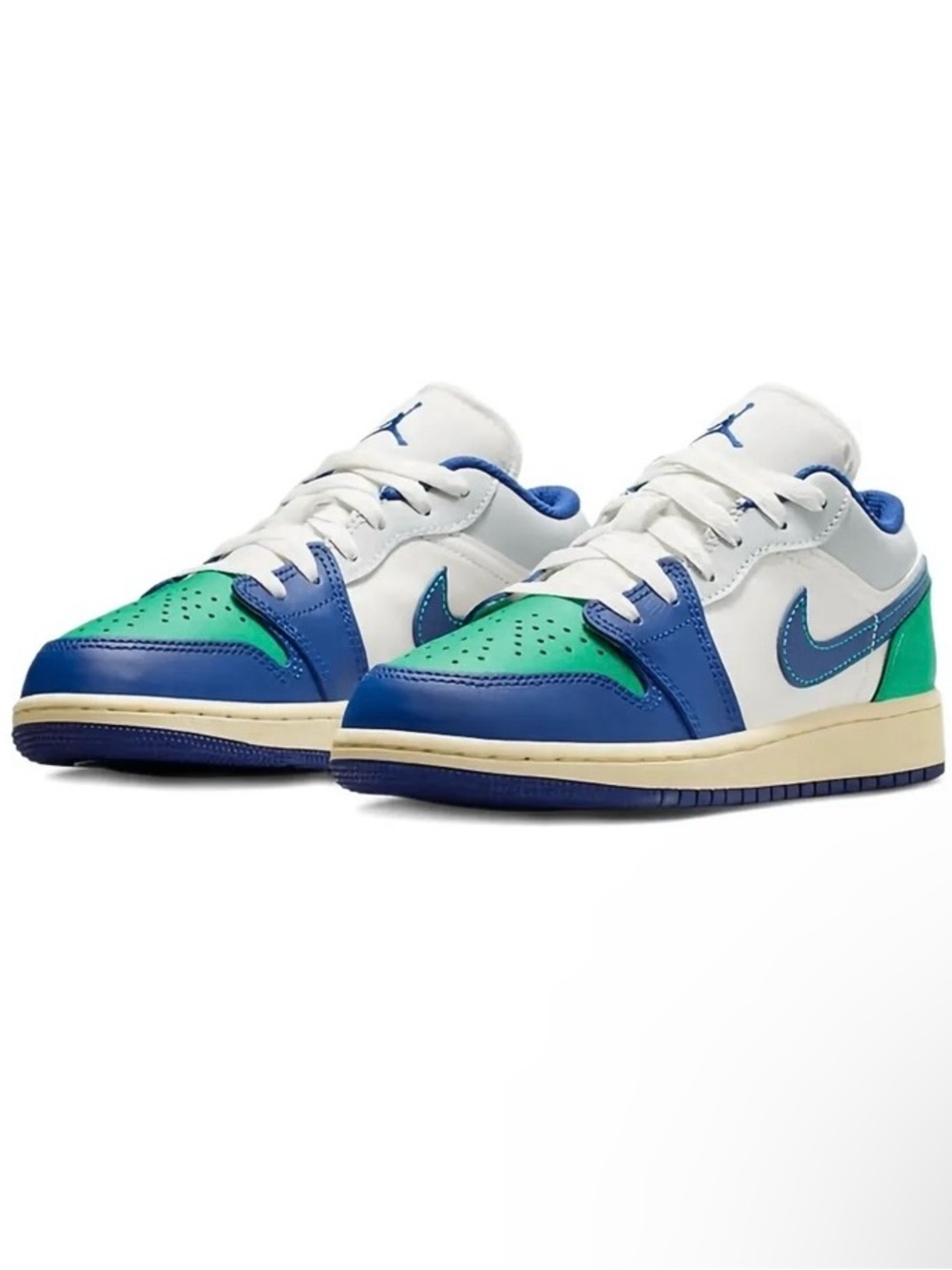 NIB AIR JORDAN 1 Low Sneakers in Sail / Deep Royal Blue, Size 6.5Y (Women’s 8)